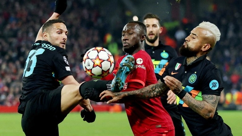بايرن يقترب من لقبه العاشر تواليا بسقوط دورتموند