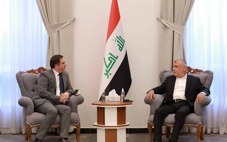 العامري مخاطباً السفير البريطاني: لدينا معلومات تفيد بتدخلكم في وضع العراق السياسي