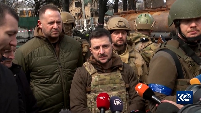 Zelensky peyamekê arasteyî dayîkên serbazên Rûsî dike