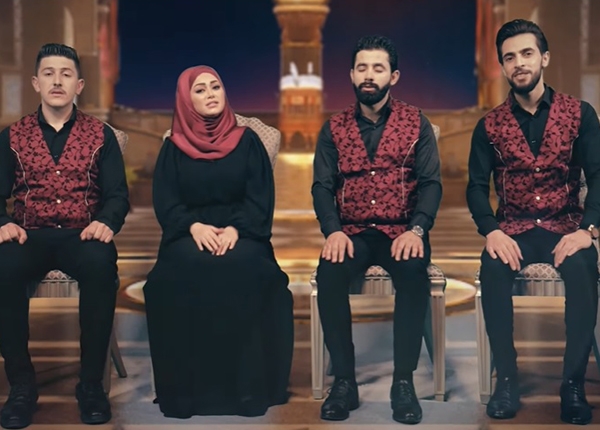 دینا و چەند گۆرانیبێژێك سروودێكی ئاینییان بڵاوكردەوە