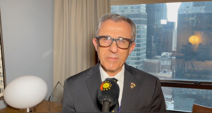 Nûjdarekî Kurd xelateke cîhanî stend