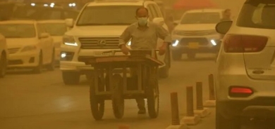 Dozens hospitalised as Iraq engulfed by dust storm
