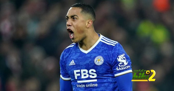 خانمه‌ پیره‌كه‌ خۆى نوێ ده‌كاته‌وه‌