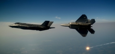 التحالف الدولي يستهدف موقعا للثوري الإيراني بريف دير الزور