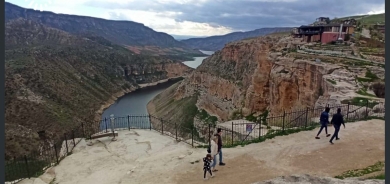 Newala çemê Botan bala geştyaran dikşîne