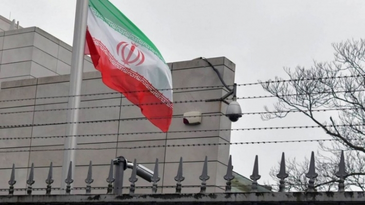 العفو الدولية: إيران تتعمد حرمان سجناء من الرعاية الصحيّة وتتسبب بوفاتهم