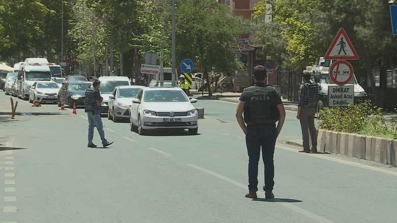 Li Bedlîsê 4 polîs bi zindanîkirina heta hetayê hatin cezakirin