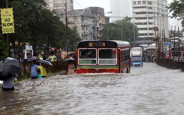 بەهۆی لافاوەوە لە ئەفریقیای باشوور 395 كەس بوونە  قوربانیانی