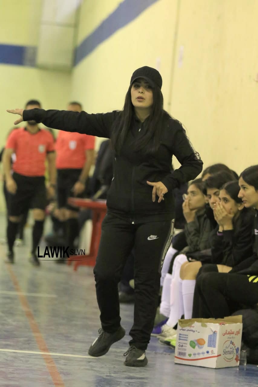 ته‌نیا ئه‌حمه‌د دوكانم له‌ هه‌موو شوێنێك پێ گرنگتره‌