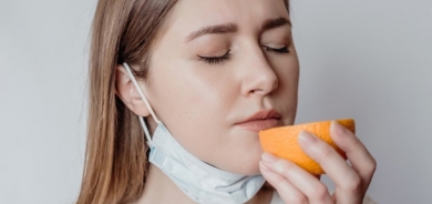 ضعف حاسة الشم قد يكون مؤشرا رئيسيا على نوع من الأورام