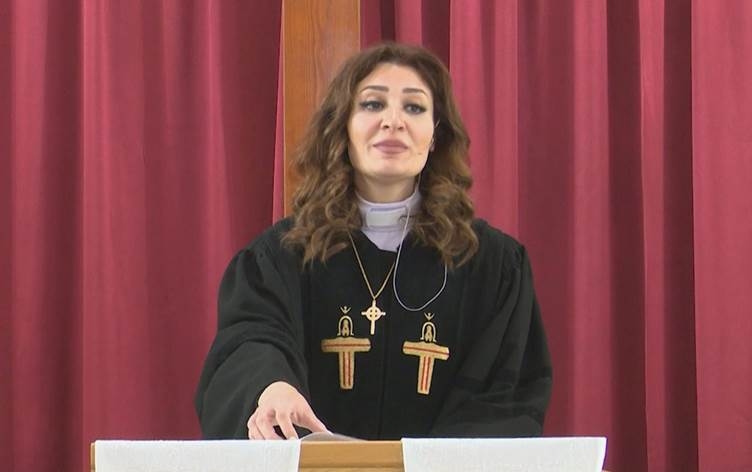 Matîlda Sebax yekemîn qeşeya jin e li Rojavayê Kurdistanê