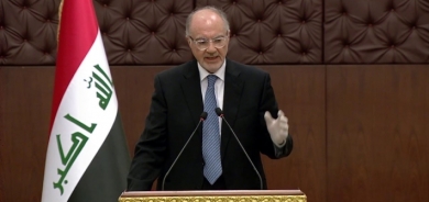 علاوي: العراق غير قادر على زيادة صادراته النفطية وملتزم باتفاقيات اوبك