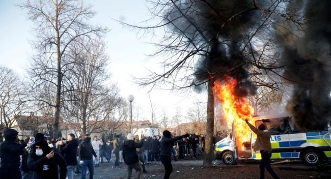 Li Swêdê daxwaza daxistina mizgeftan tê kirin