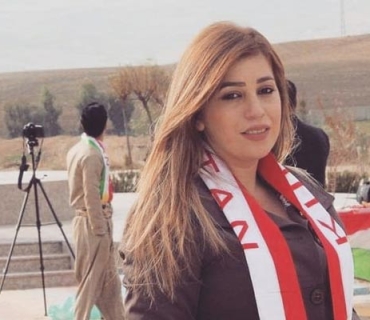 سه‌ركرده‌ی لێهاتوو چۆك به‌ دوژمن ده‌دات