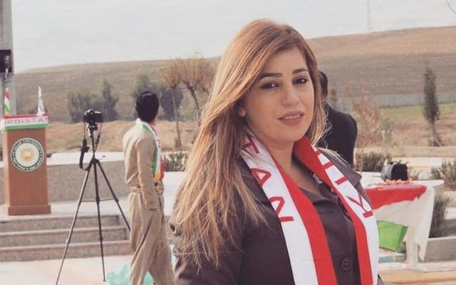 سه‌ركرده‌ی لێهاتوو چۆك به‌ دوژمن ده‌دات