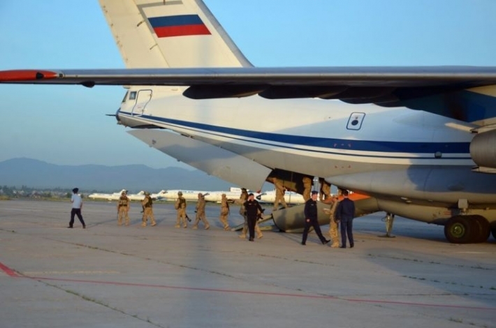 تصعيد أم اتفاق؟ .. تركيا تغلق أجوائها أمام الطائرات الروسية المتجهة إلى سوريا