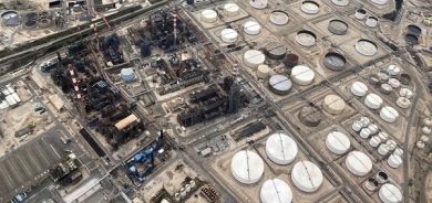 Oil falls on demand concerns as China's Beijing expands COVID-19 testing