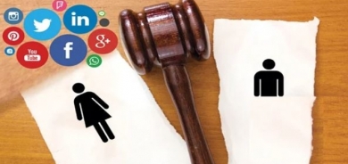 مختصون: مواقع التواصل الاجتماعي أحد أهم أسباب الطلاق