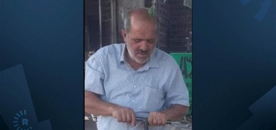 Li bajarekî Bakurê Kurdistanê kesekî 16 salî bi çakûç bavê xwe kuşt