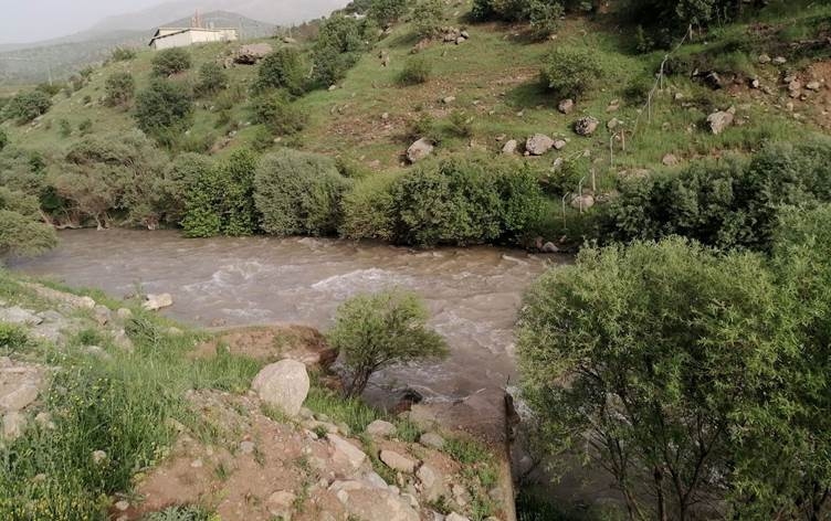 غرق أب وابنته من المكون العربي في نهر جومان وفرق الإنقاذ تعثر على جثة الطفلة