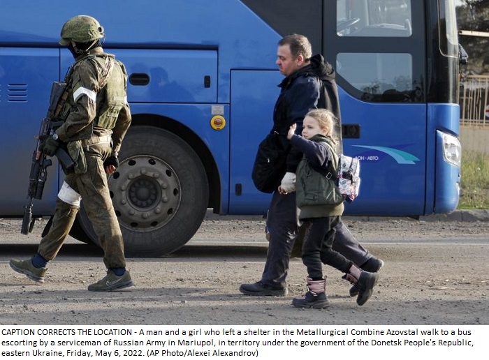 Evacuation efforts go on at sprawling Ukrainian steel mill