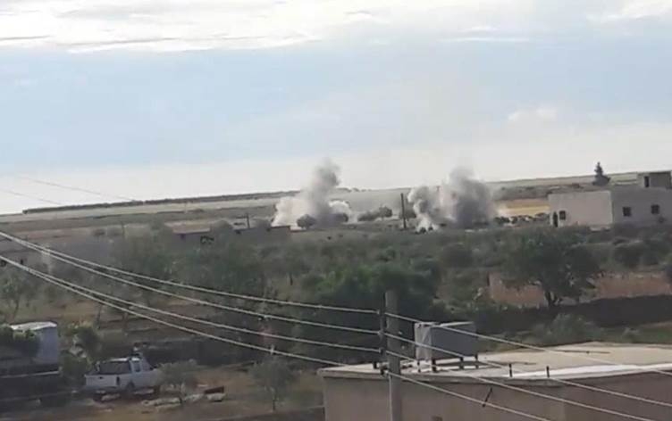 Tirkiye gundên herêma Efrînê topbaran dike