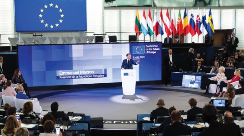 ماكرون يشدد على إنهاء الحرب «دون إذلال روسيا»