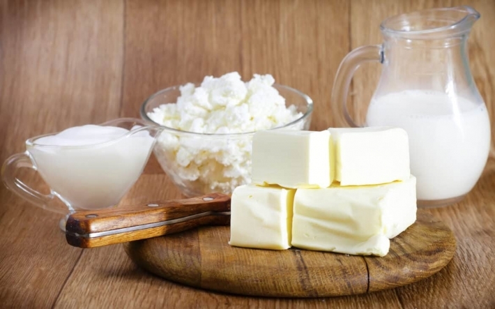 يتسبب بتورمات.. احذر تناول هذا المنتج الغذائي ليلاً