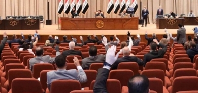 باحث سياسي: جهات عرضت أموالاً كبيرة على النواب المستقلين .. بعضهم رفض استلامها