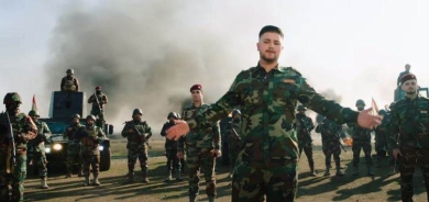 الفنان الكوردي خيمو ينتج عملاً عن البيشمركة وكوردستان بالألمانية