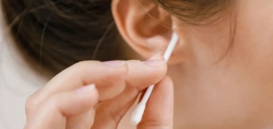 كيف تتخلص من شمع الأذن بطريقة آمنة؟