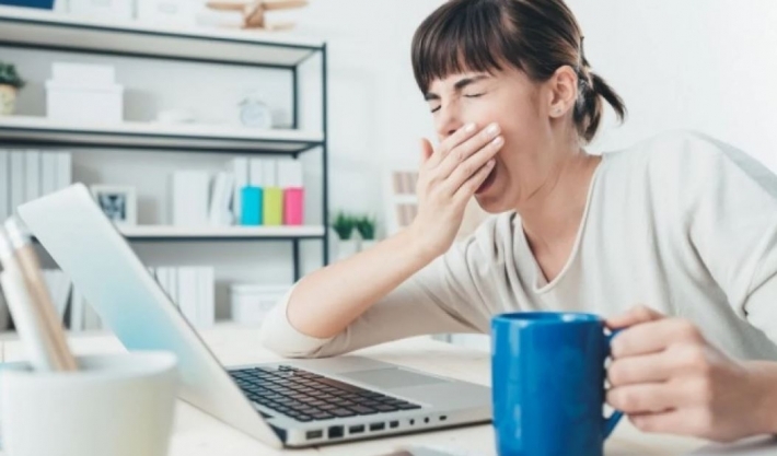 أطعمة تساعد على محاربة النعاس