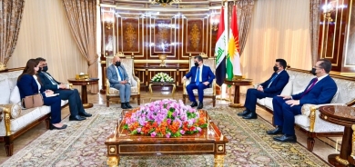 Serokwezîr li gel şandeke IFC civiya