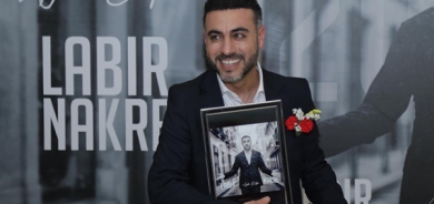 ئایدن ئۆستان بۆ گوڵان: لاساییكردنەوە لەكاری هونەری ئاساییە بەڵام لە كوردستان بە نادروستی دەكرێت