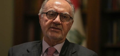 علاوي: لدينا احتياطي فوق 70 مليار دولار يكفي أشهراً من الاستيراد