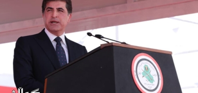 سه‌رۆک نێچیرڤان بارزانی: ده‌بێ ده‌ستی حزبه‌کان له‌ هێزی پێشمه‌رگه‌ بکشێته‌وه‌