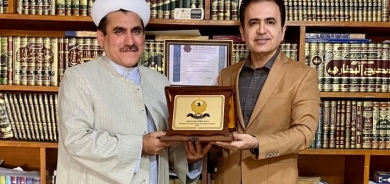 Yekem care mamostayekî olî bawernameya doktora li ser êzdiyan bidestxist