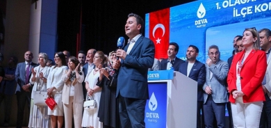 Babacan: Nabe partiyek biryarê li ser operasyona derveyî sînor bide