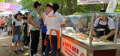 Li Stenbolê 5. festîvala boreka Kurd hat sazkirin