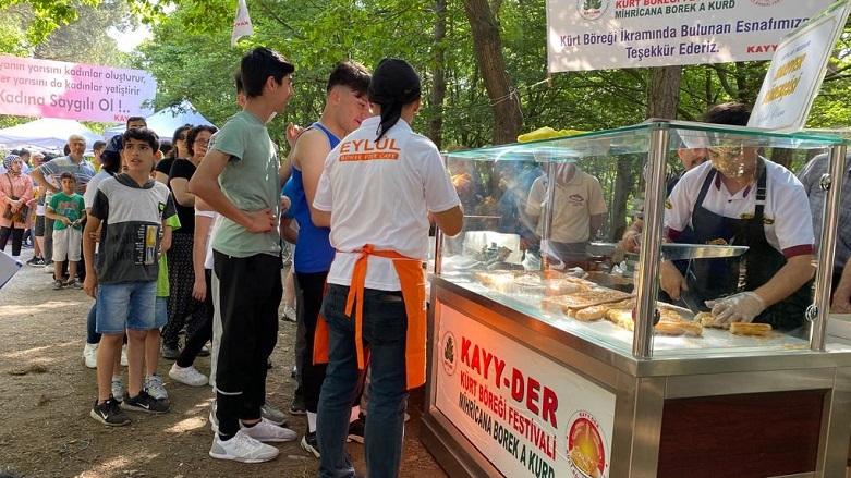 Li Stenbolê 5. festîvala boreka Kurd hat sazkirin