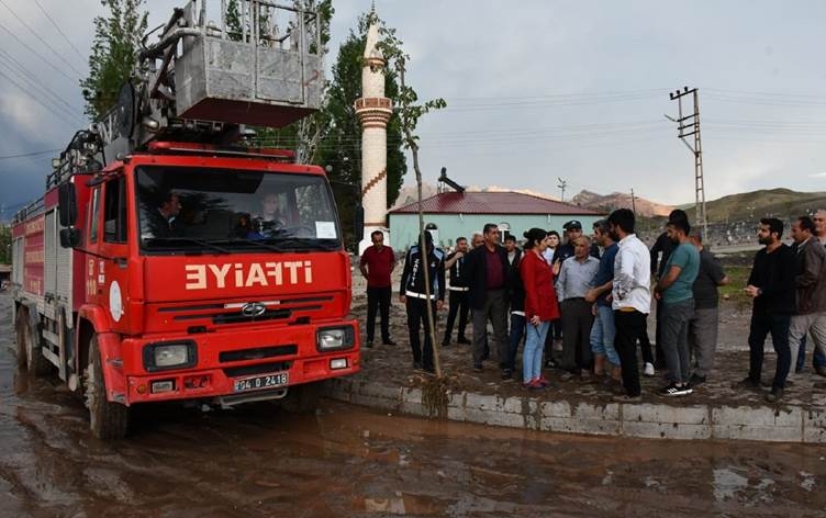 Agirî; Termê zarokê ketibû ber lehiyê hat dîtin