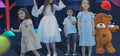 بۆ یەكەم جار,كچێكی هەڵكەوت زاهیر گۆرانییەكی منداڵانی بڵاوكردەوە