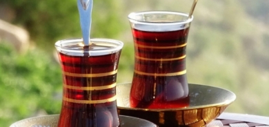 هؤلاء ممنوعون من شرب الشاي.. ما السر؟