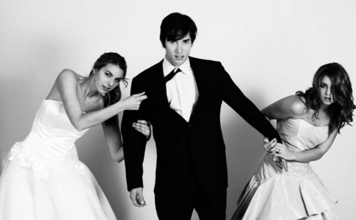 الزوجة الثانية في المجتمع العراقي تواجه اتهامات بالسرقة والإغواء ومدانة في نظر الآخرين