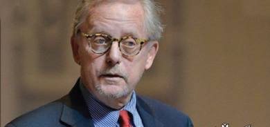 جۆن تیرمان  بەڕێوەبەر و توێژەری باڵا لە سەنتەری دیراساتی نێودەوڵەتی لە ئەنستیتوتی تەقەنی ماساشوسێتس بۆ گوڵان:     ئێران پێی وایە دەتوانێت  بە هۆی شەڕەكەی ڕووسیاوە سازش بە ئەمریكا بكات