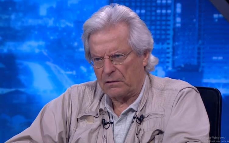 Endamê Parlamentoya Ewropayê: Nikarin Kurdan bikin Tirk