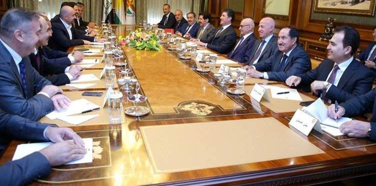 عضو بالفتح: للكورد باع في العملية السياسية وخطوات نيجيرفان بارزاني جبّارة