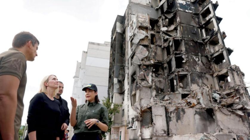 موسكو «تلقي بثقلها» في معركة لوغانسك