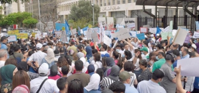 اتجاه لتعويض المودعين اللبنانيين بحصص من الغاز الموعود