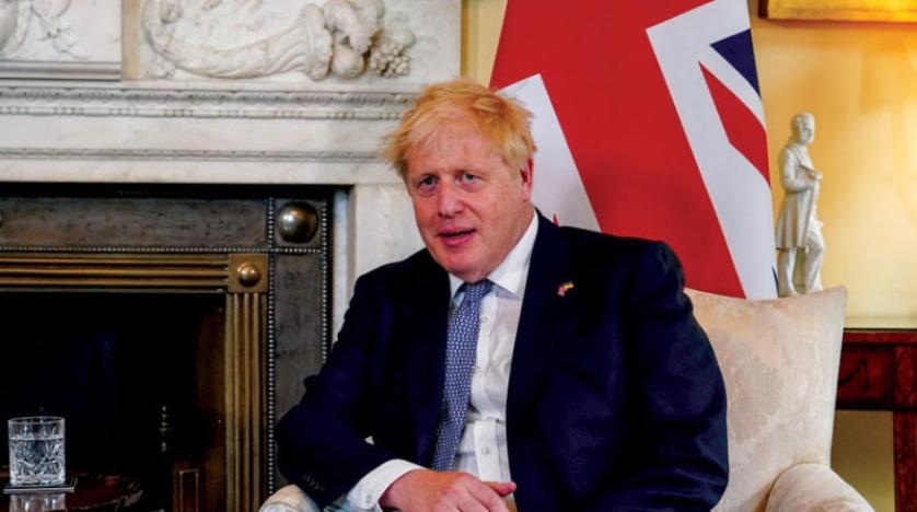 جونسون يخرج من اقتراع الثقة «جريحاً»